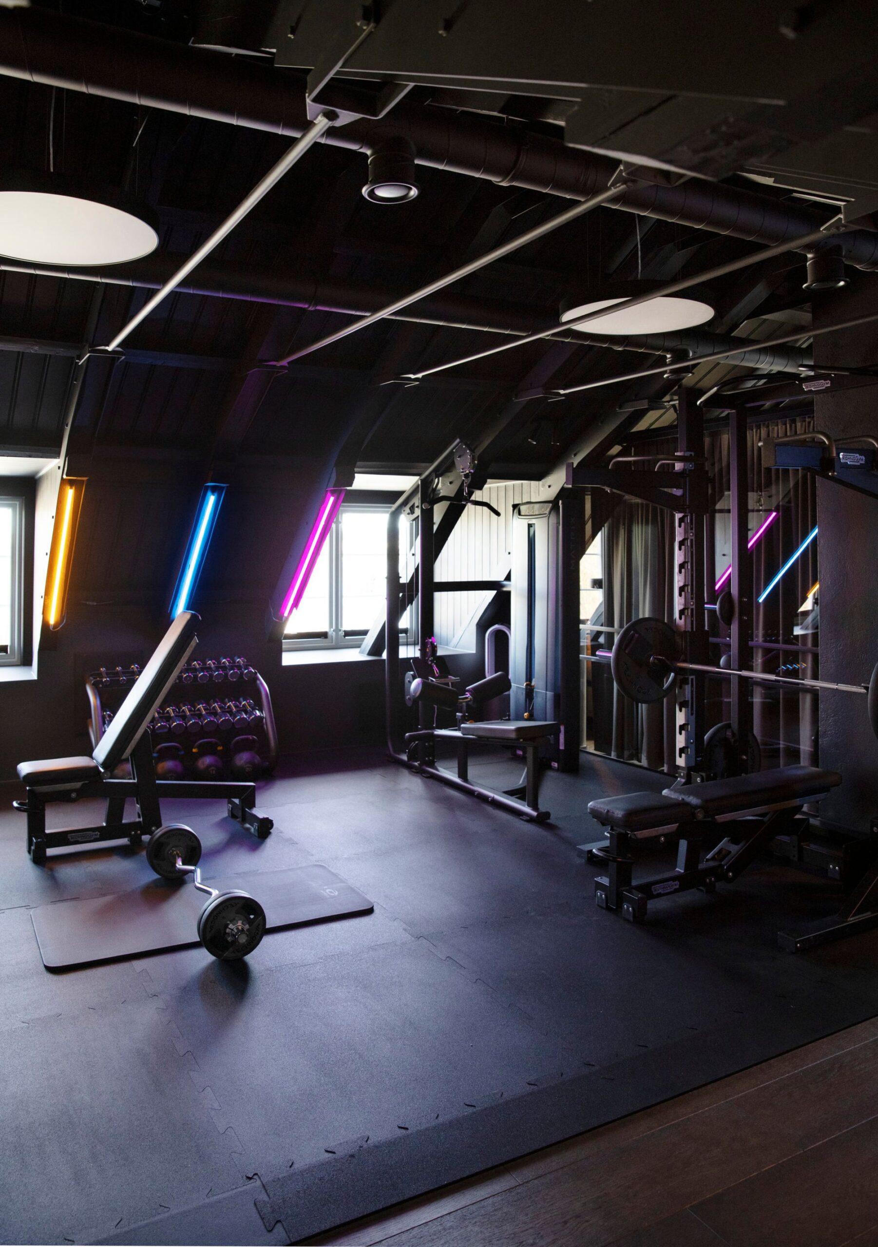 68ab6aa5ee5e721cfa2b58f6_31-2-scaled-p-2000 (1)